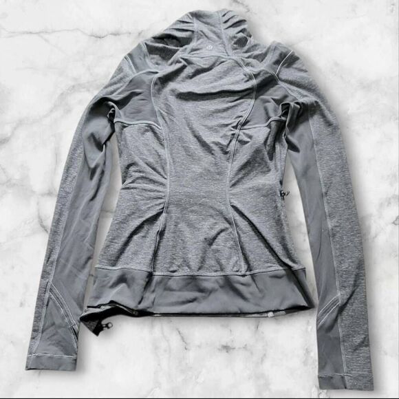 Lululemon Bhakti Yoga Asymmetrical Wrap Athleisure Zip Jacket Gray Size 6